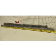 Уплотнитель двери (нижний) Indesit C00056475