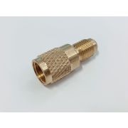 Штуцер R410A FM5/16« X M1/4» SAE LX62 (AD87)